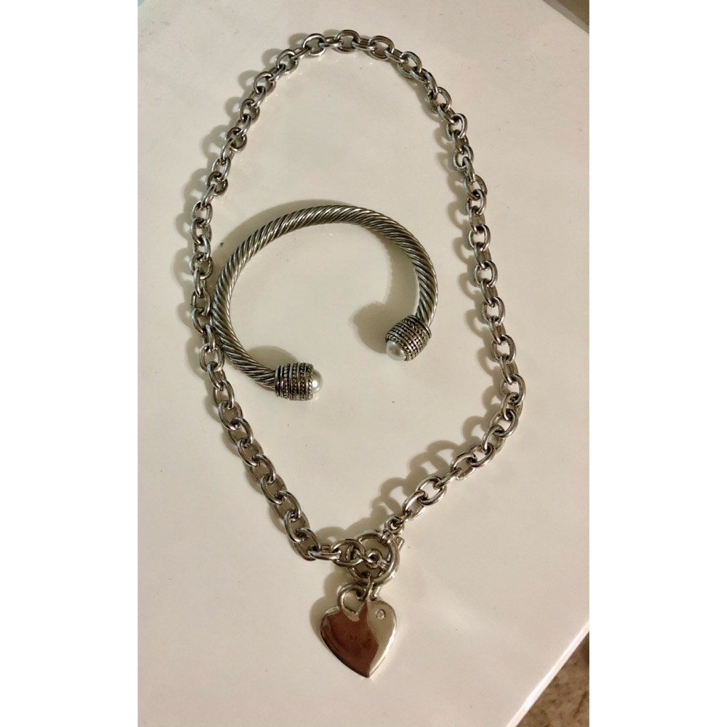 Silver Tone Necklace And Bracelet